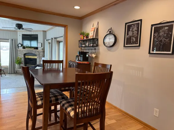 $275,000 | 906 Willow Street, Marshall, MN 56258