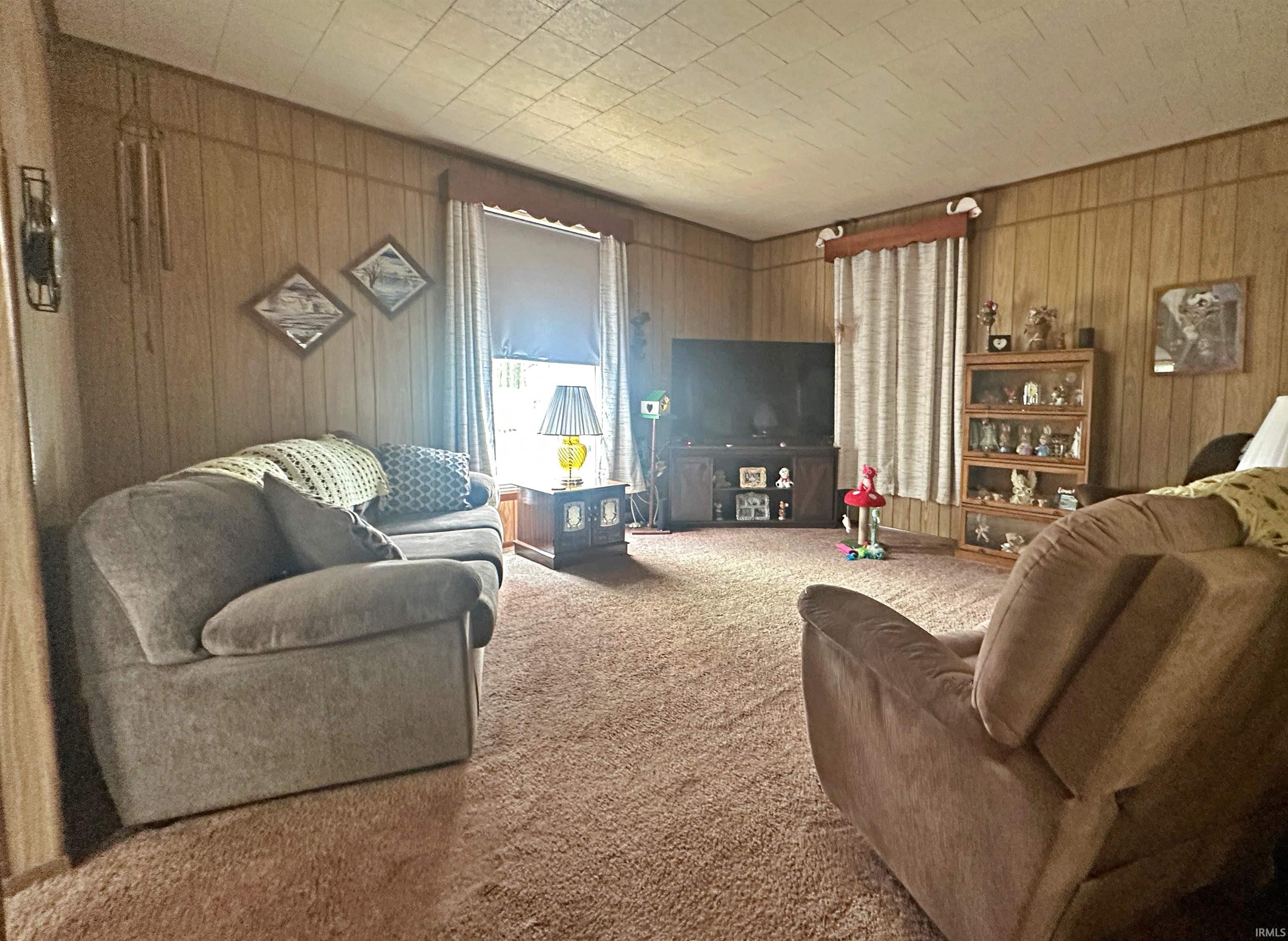 1018 West 1st Street Bicknell, IN 47512 - Photo 2 of 16