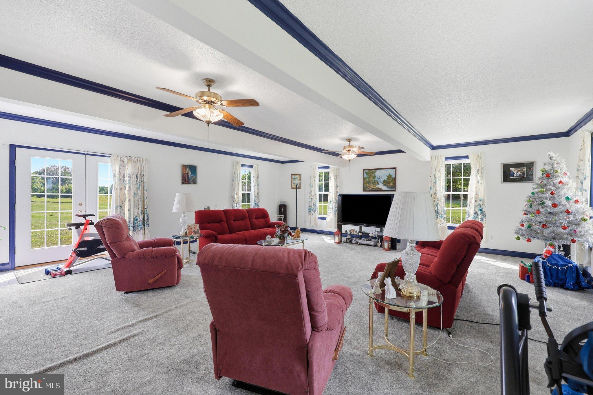 15613 Natural Well Road Williamsport, MD 21795 - Photo 12 of 54 Family Room