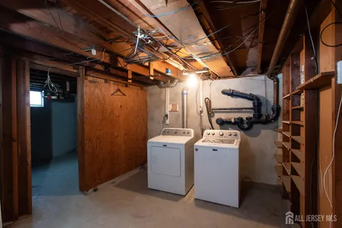 $500,000 | 255 Harding Boulevard, Matawan, NJ 07747