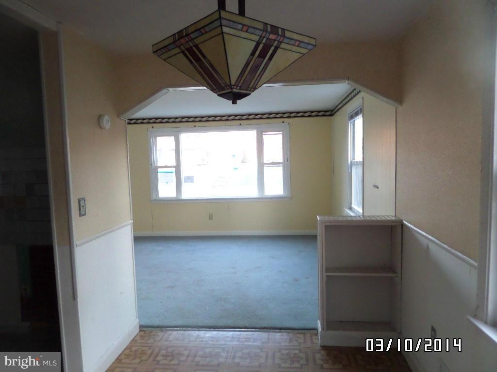 3824 East Joppa Road Baltimore, MD 21234 - Photo 4 of 22 Dining Room