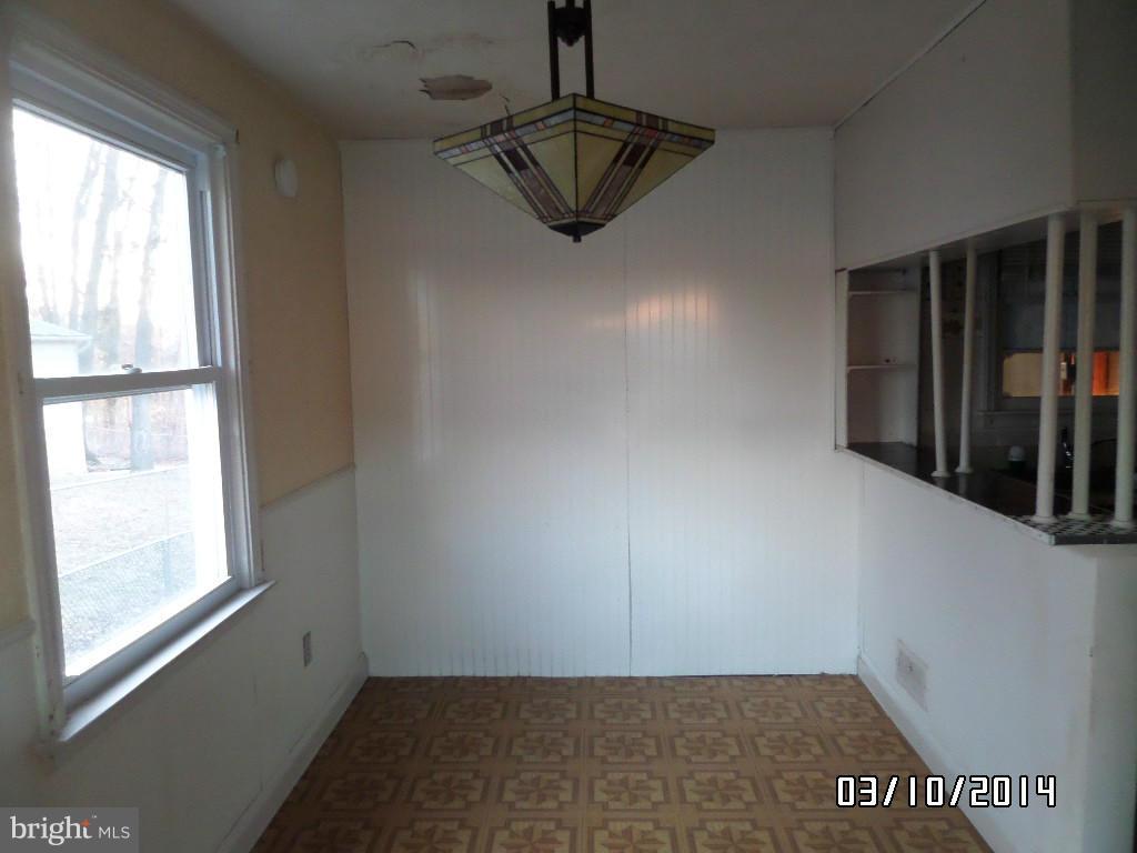 3824 East Joppa Road Baltimore, MD 21234 - Photo 5 of 22 Dining Room