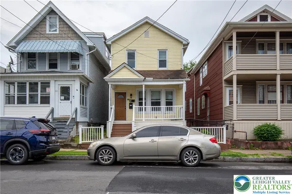 $1,950 | 68 South Meade Street, Wilkes Barre, PA 18702