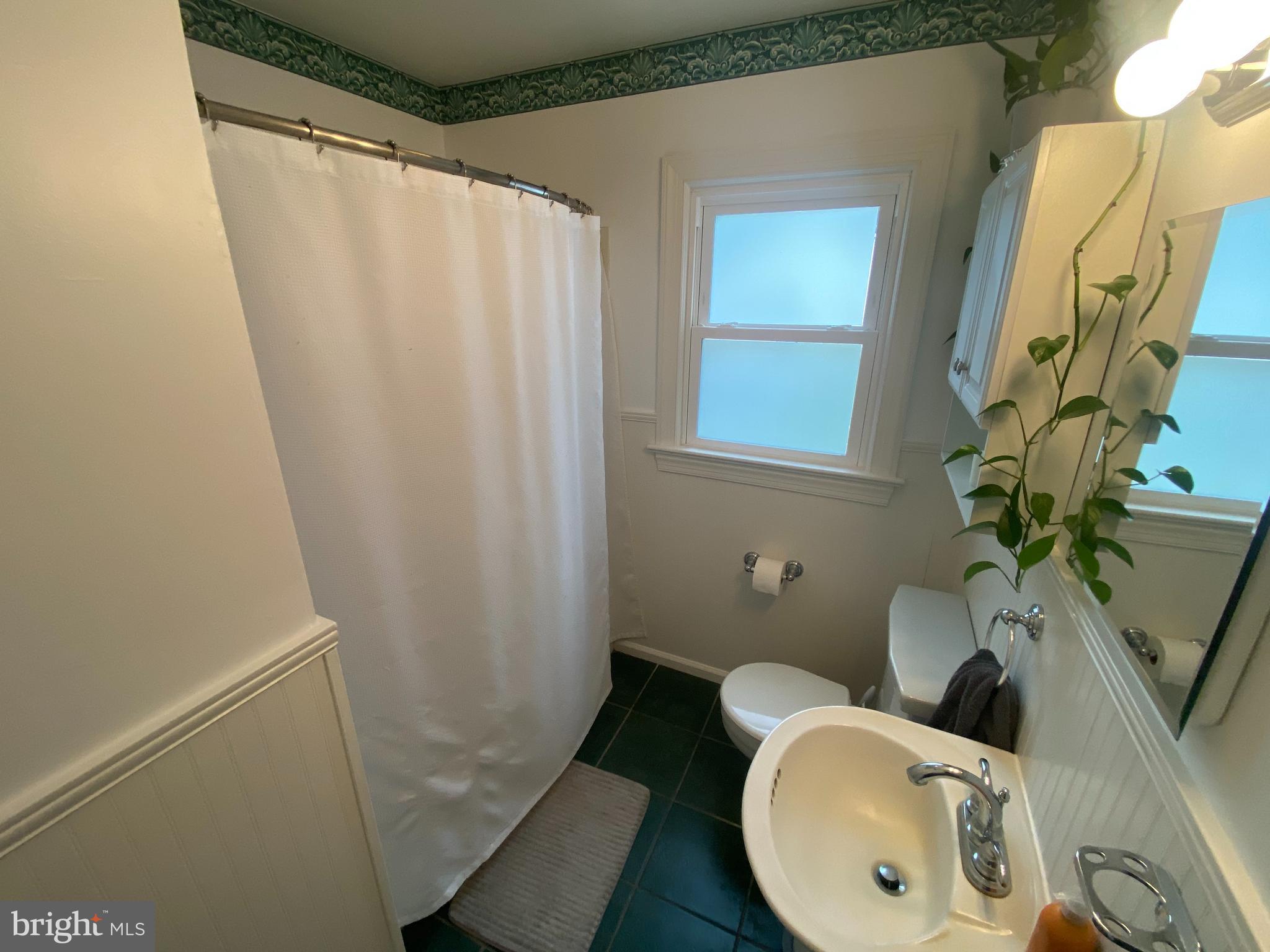 16437 Forrest Road King George, VA 22485 - Photo 45 of 62 Bathroom