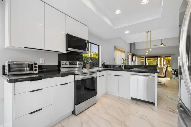 $710,000 | 73428 Poinciana Place, Palm Desert, CA 92260