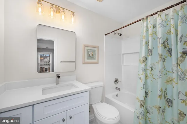 $3,000 | 43861 Laburnum Square, Ashburn, VA 20147