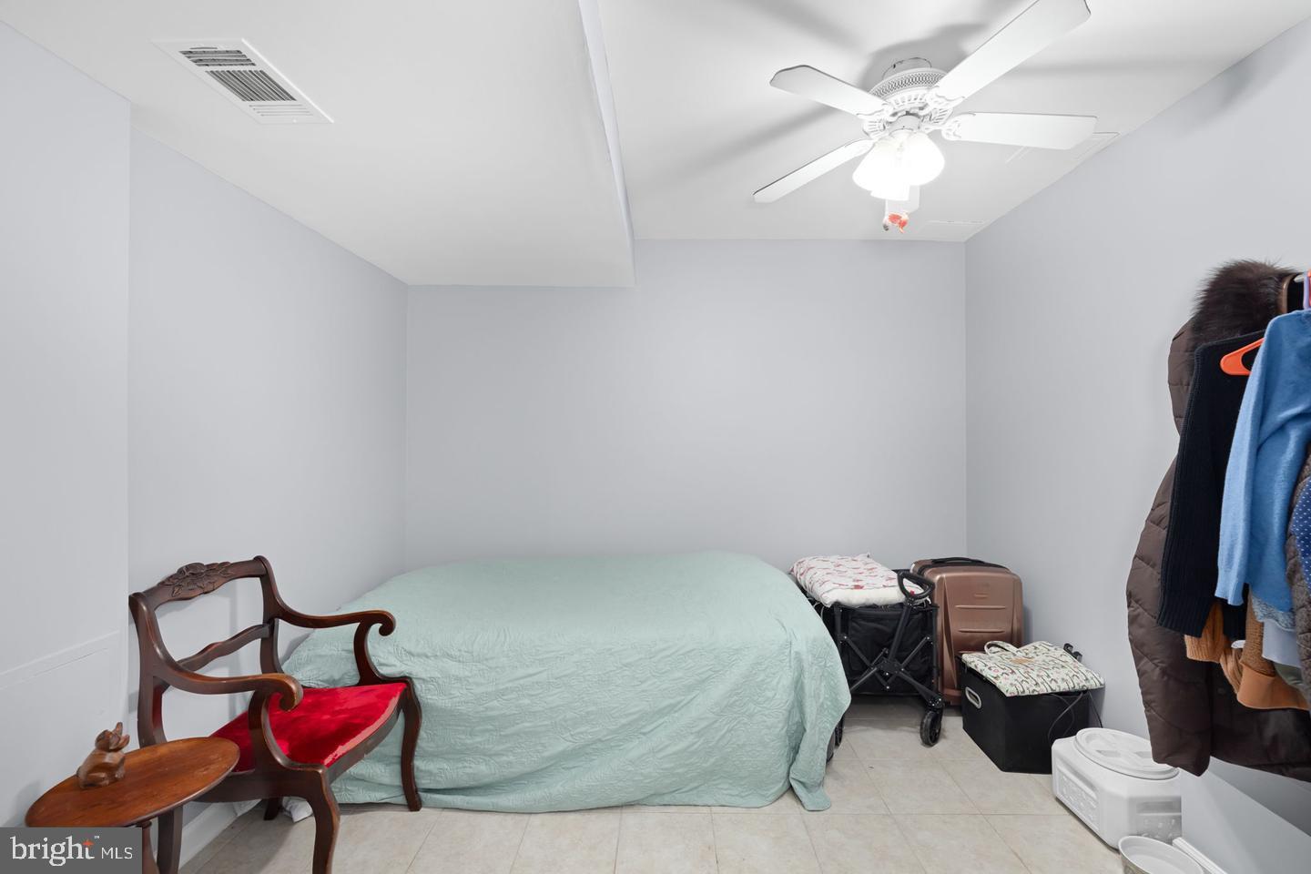 43861 Laburnum Square Ashburn, VA 20147 - Photo 17 of 20