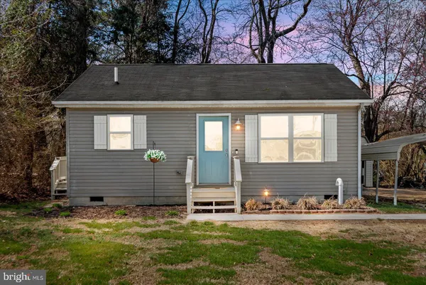 $292,900 | 1223 Shore Drive, Colonial Beach, VA 22443