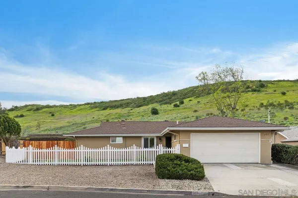$1,095,000 | 12545 Buckskin Trail, Poway, CA 92064