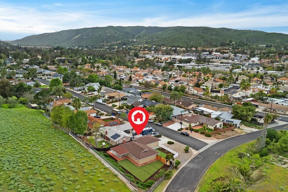 12545 Buckskin Trail Poway, CA 92064 - Photo 3 of 39