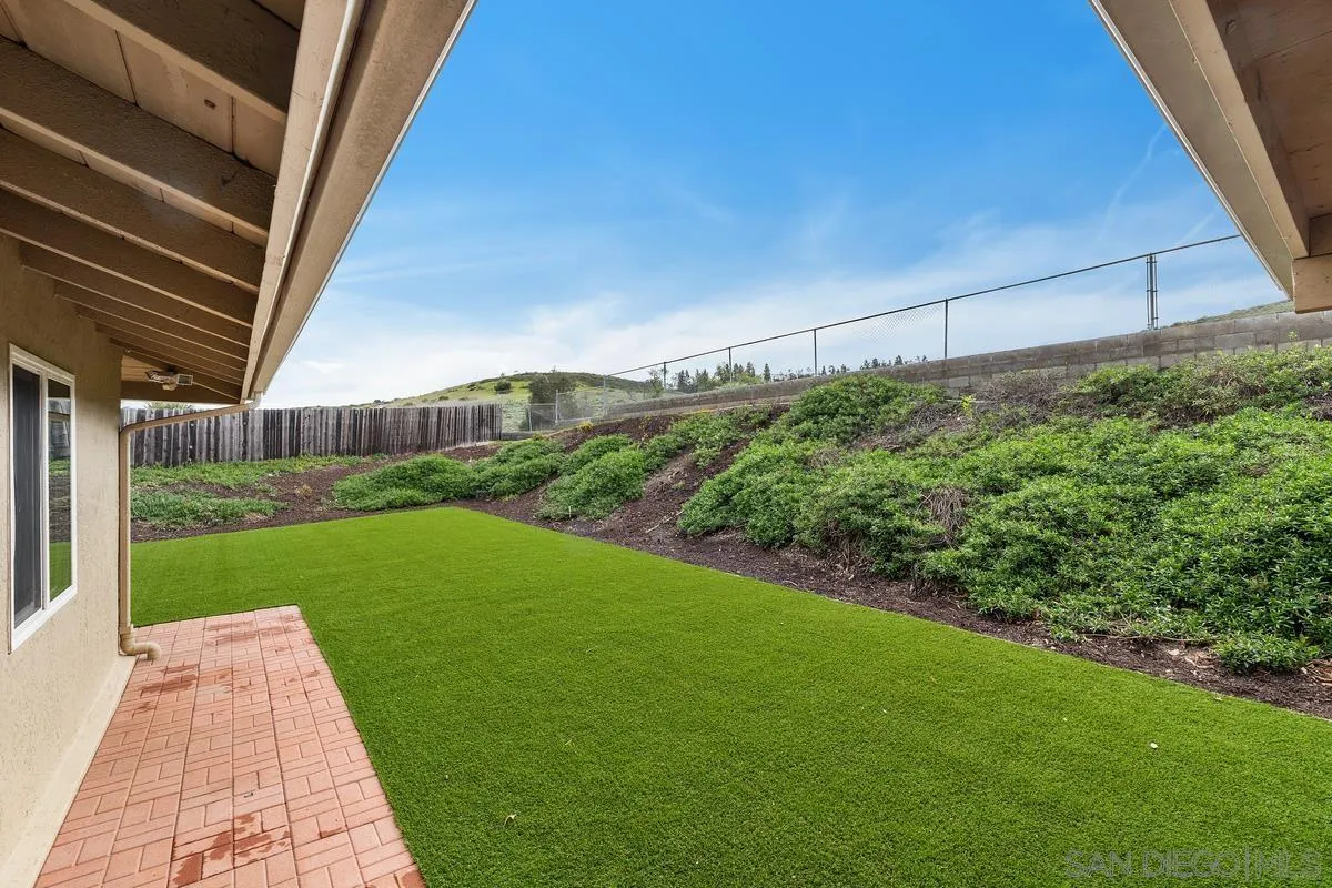 12545 Buckskin Trail Poway, CA 92064 - Photo 31 of 39