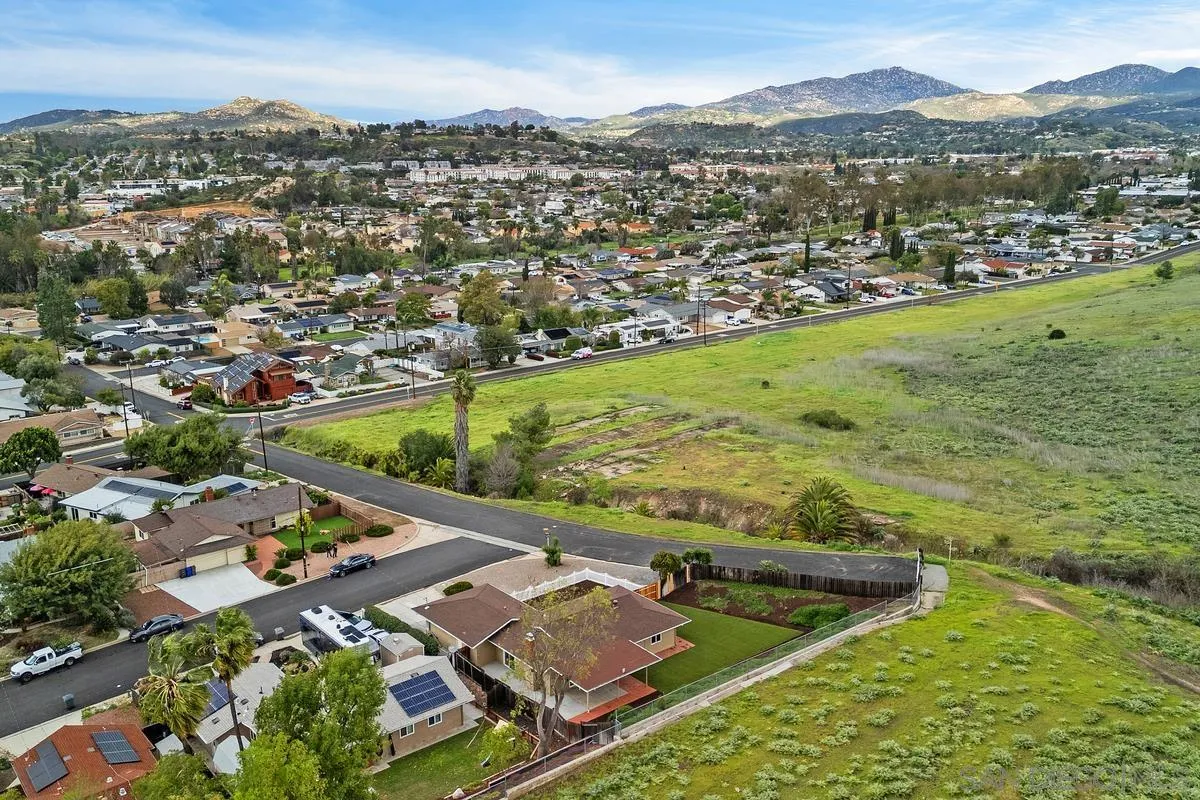12545 Buckskin Trail Poway, CA 92064 - Photo 37 of 39