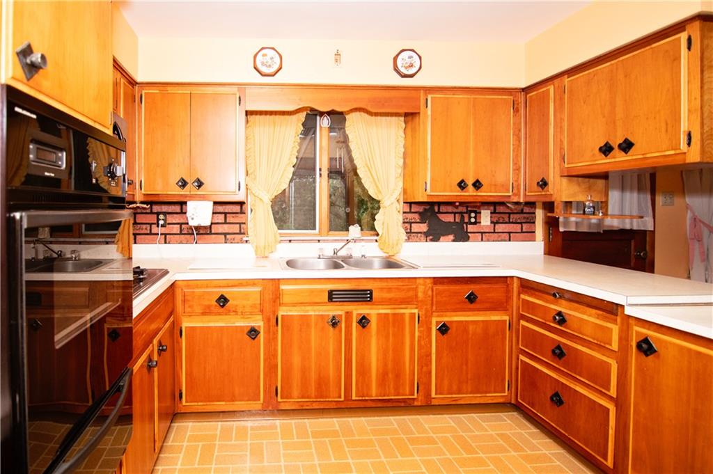373 Pine Hollow Road Trafford, PA 15085 - Photo 7 of 25 Gallery Image 7
