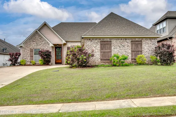$329,900 | 130 Grace Drive, Flowood, MS 39232