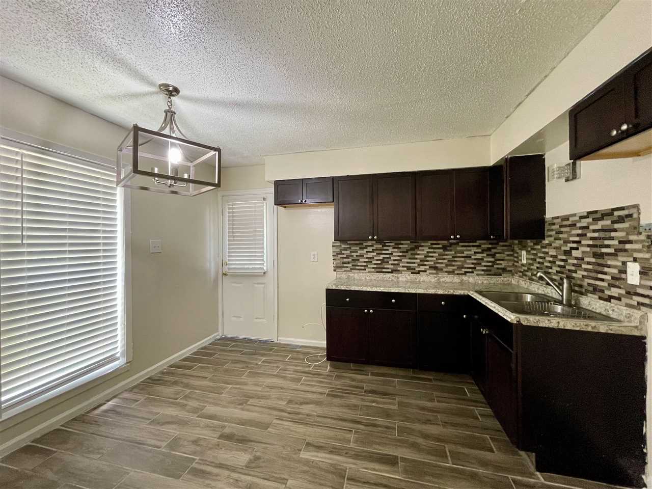 752 Hazelwood Road Memphis, TN 38109 - Photo 6 of 13 Gallery Image 6