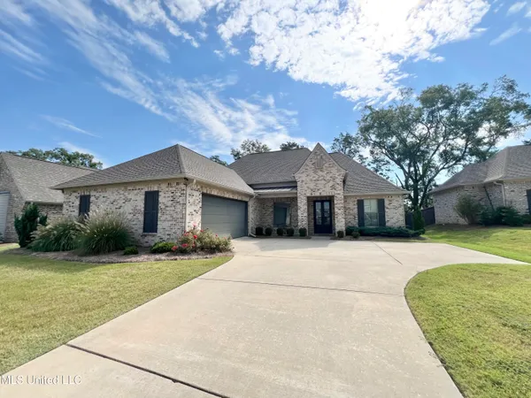 $369,500 | 731 Glenwild Drive, Canton, MS 39046