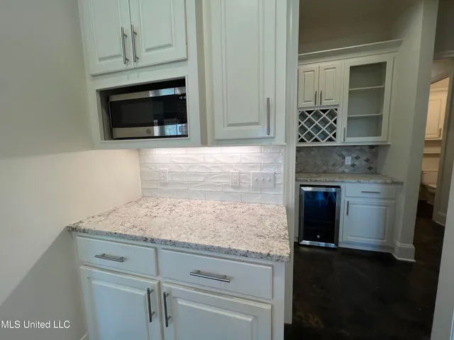 $370,000 | 731 Glenwild Drive, Canton, MS 39046