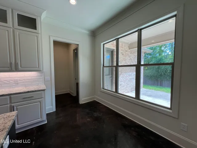 $370,000 | 731 Glenwild Drive, Canton, MS 39046