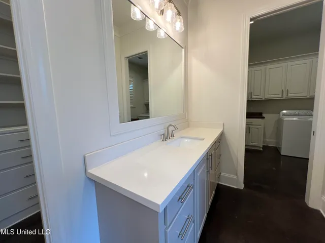 $370,000 | 731 Glenwild Drive, Canton, MS 39046