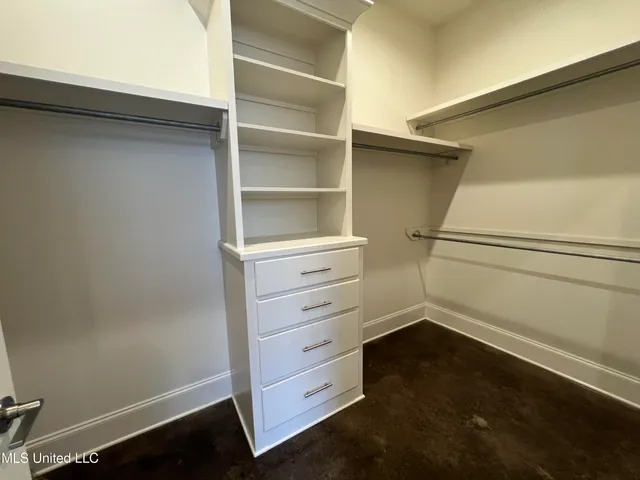 $370,000 | 731 Glenwild Drive, Canton, MS 39046