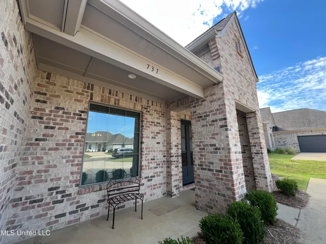 $370,000 | 731 Glenwild Drive, Canton, MS 39046