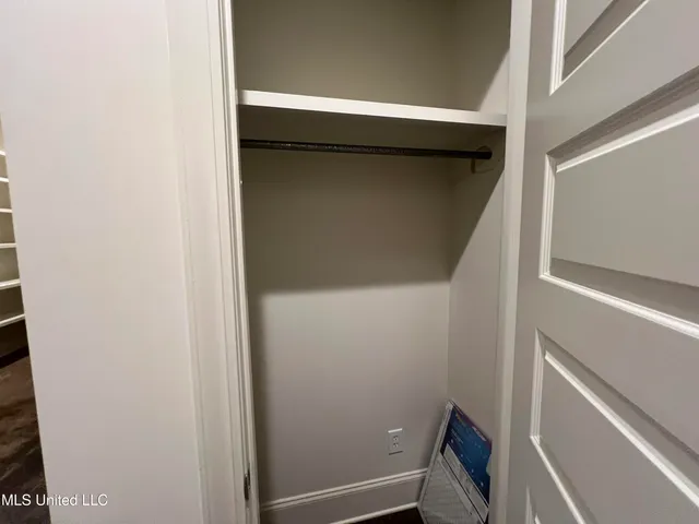 $370,000 | 731 Glenwild Drive, Canton, MS 39046