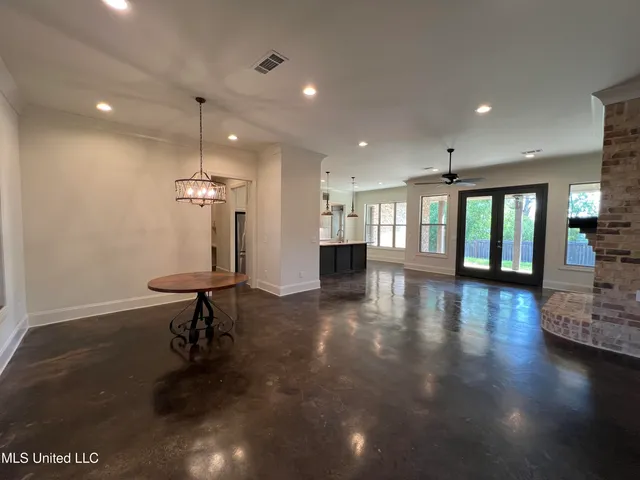 $370,000 | 731 Glenwild Drive, Canton, MS 39046