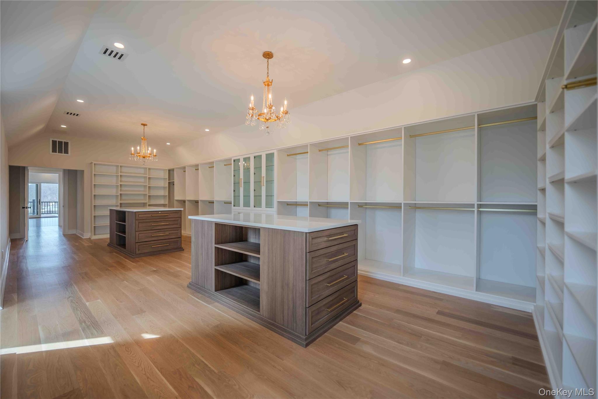 106 Cove Road Northport, NY 11768 - Photo 30 of 49