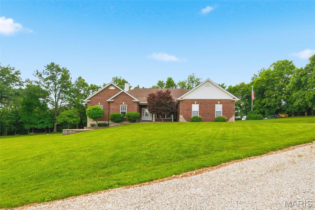20 Valley Ridge Court Hawk Point, MO 63349 - Photo 3 of 55