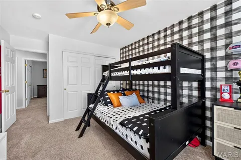 $450,000 | 1211 Lake Canyon View, Fenton, MO 63026