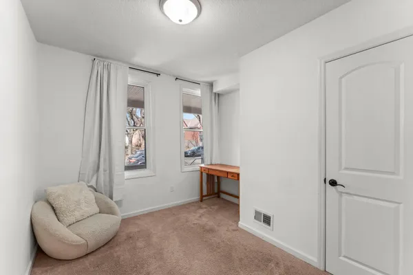 $225,000 | 602 Edmund Avenue West, St. Paul, MN 55103