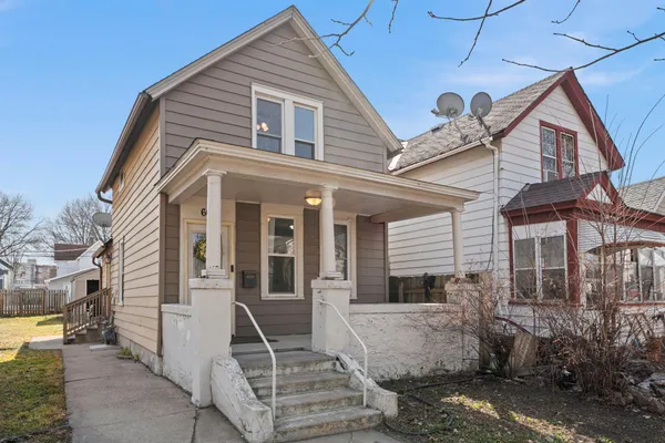 $225,000 | 602 Edmund Avenue West, St. Paul, MN 55103