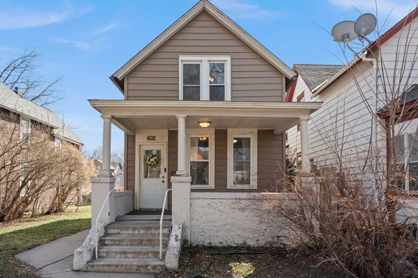 $225,000 | 602 Edmund Avenue West, St. Paul, MN 55103