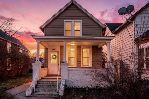 $225,000 | 602 Edmund Avenue West, St. Paul, MN 55103