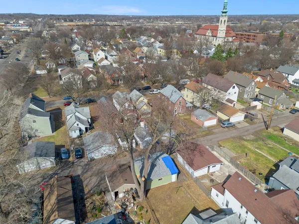 $225,000 | 602 Edmund Avenue West, St. Paul, MN 55103