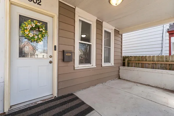 $225,000 | 602 Edmund Avenue West, St. Paul, MN 55103