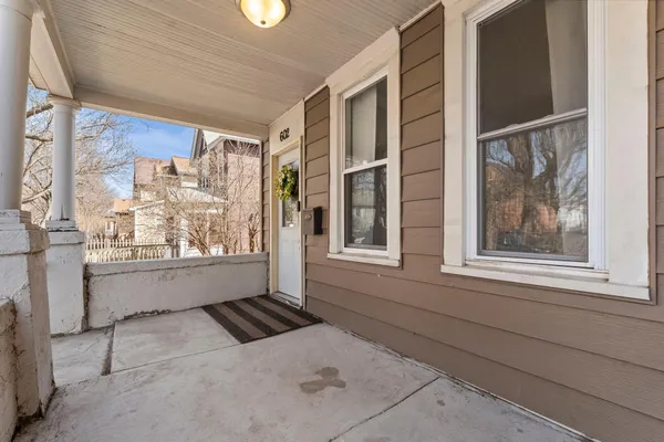 $225,000 | 602 Edmund Avenue West, St. Paul, MN 55103