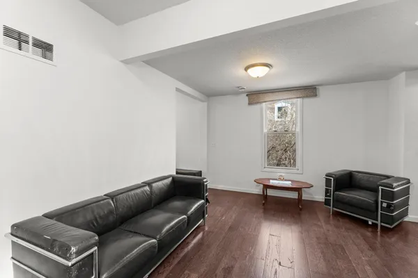 $225,000 | 602 Edmund Avenue West, St. Paul, MN 55103