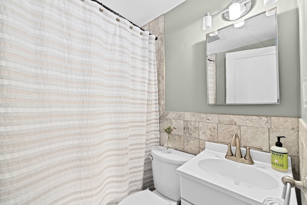 33 Bishop Road, Unit 33 Quincy, MA 02170 - Photo 14 of 21