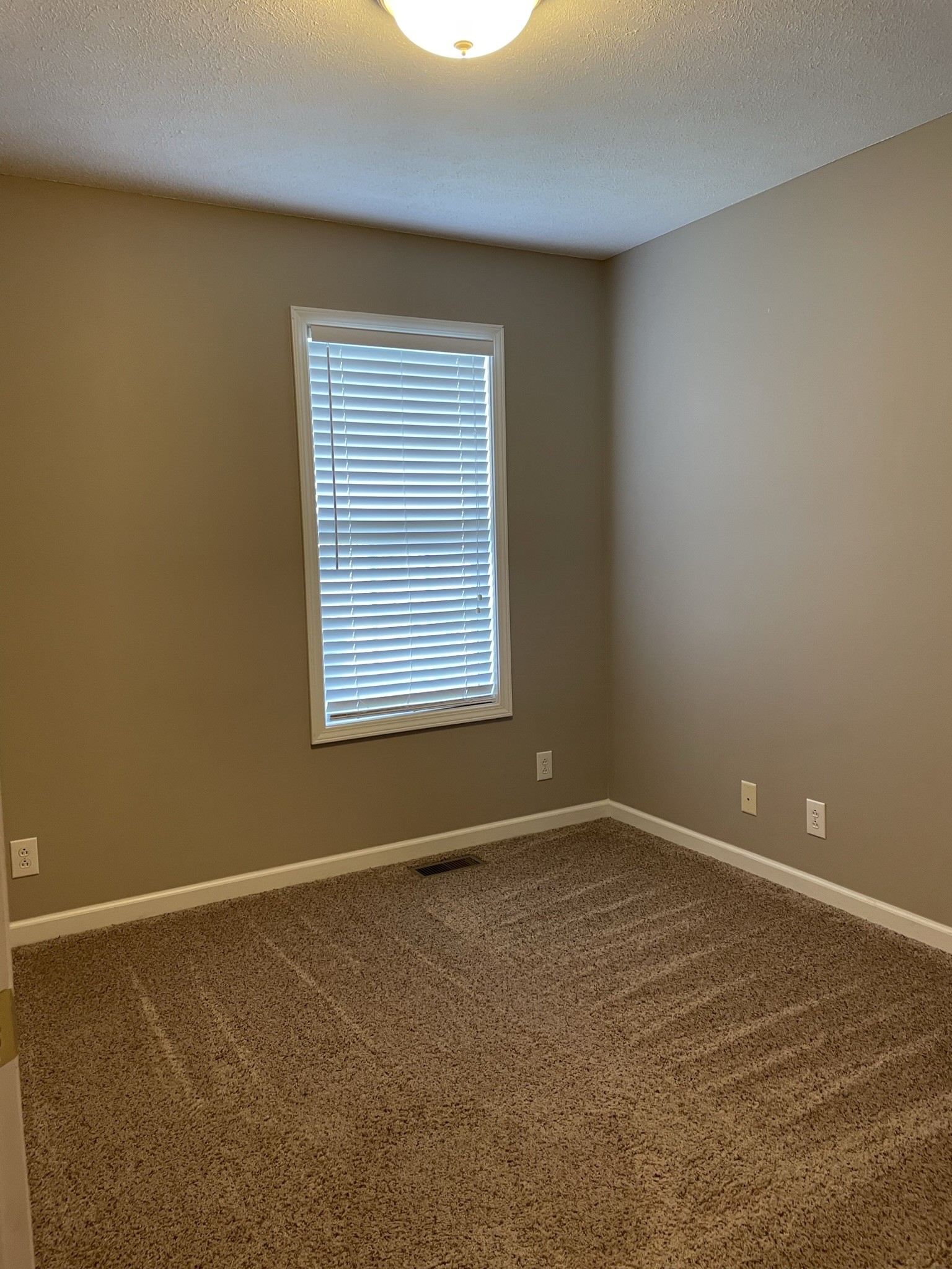 113 Foxrun Springfield, TN 37172 - Photo 31 of 45 Gallery Image 31