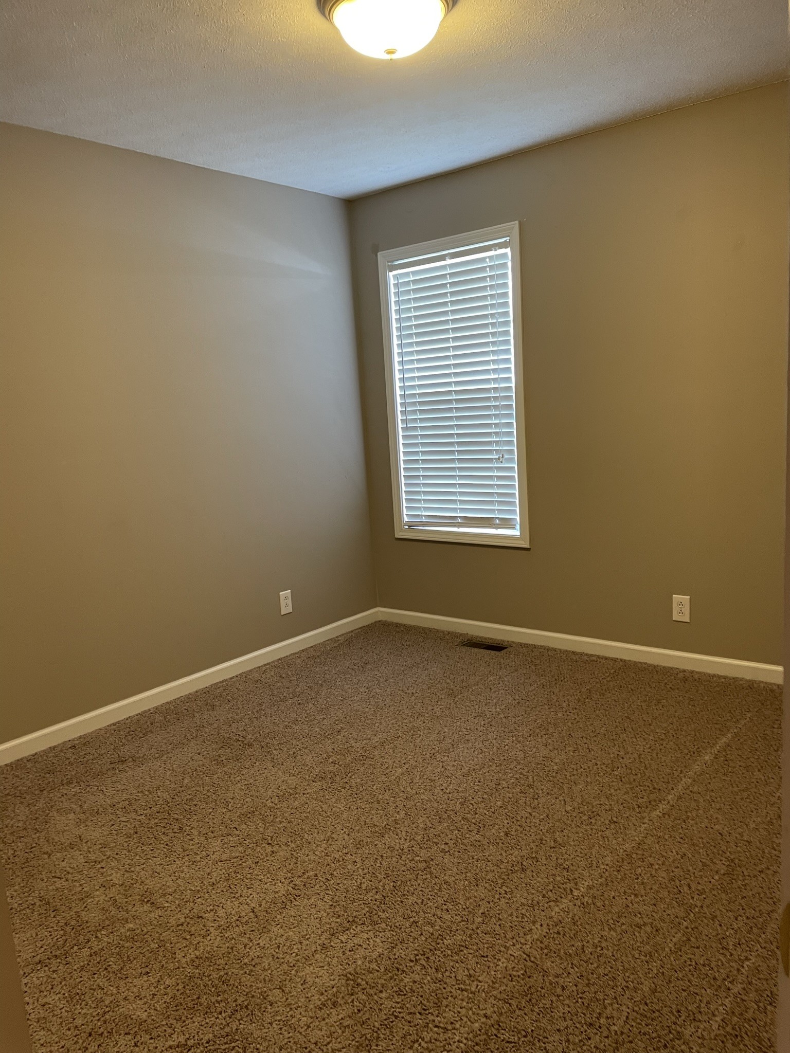 113 Foxrun Springfield, TN 37172 - Photo 35 of 45 Gallery Image 35