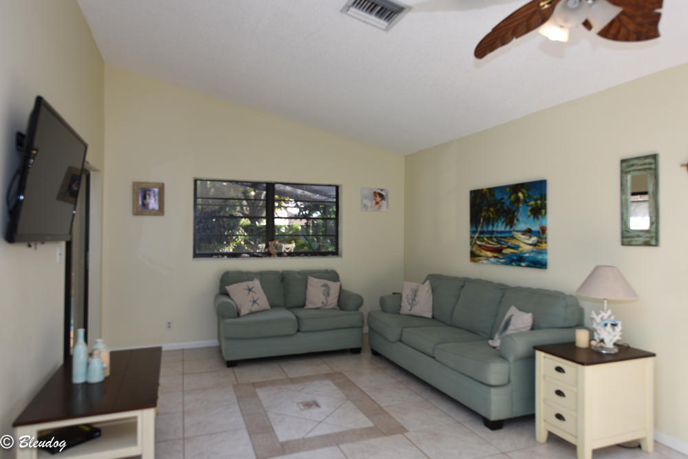 21309 Summertrace Circle Boca Raton, FL 33428 - Photo 8 of 21 Family Room