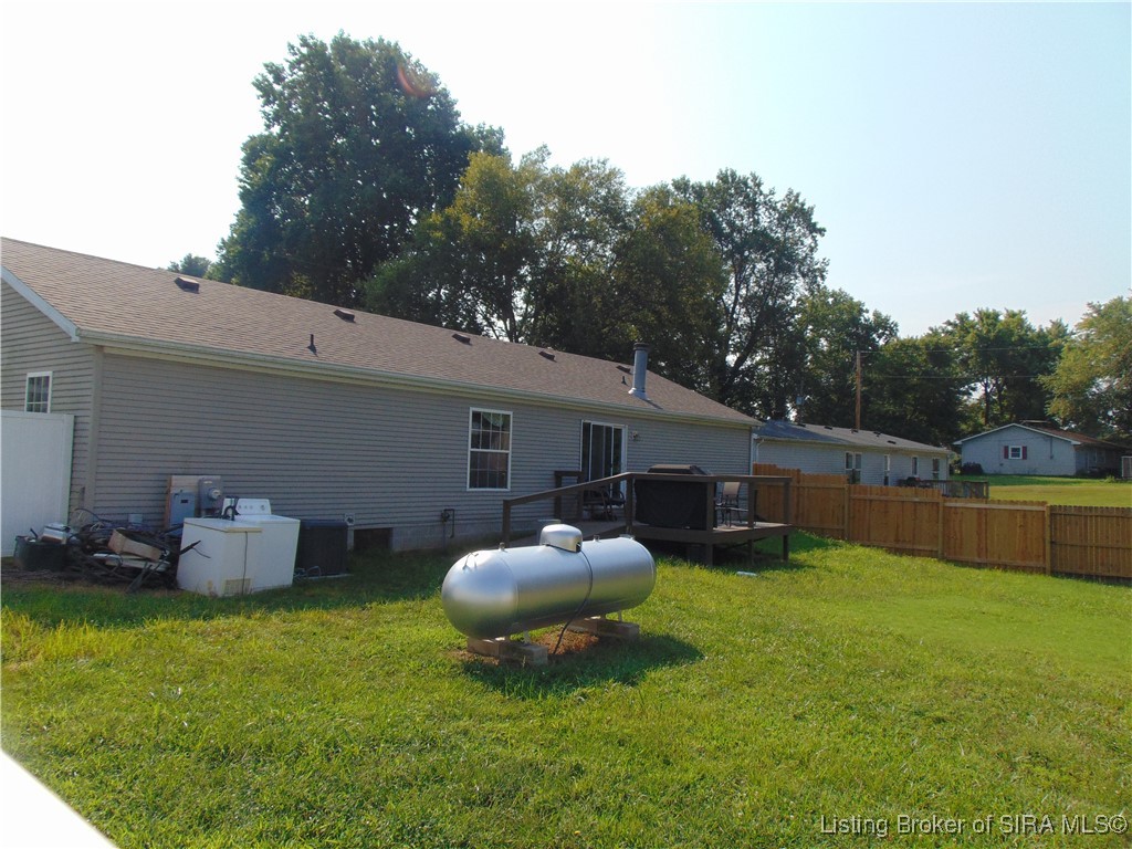 10737 North Reynolds Road Dupont, IN 47231 - Photo 12 of 13 Gallery Image 12