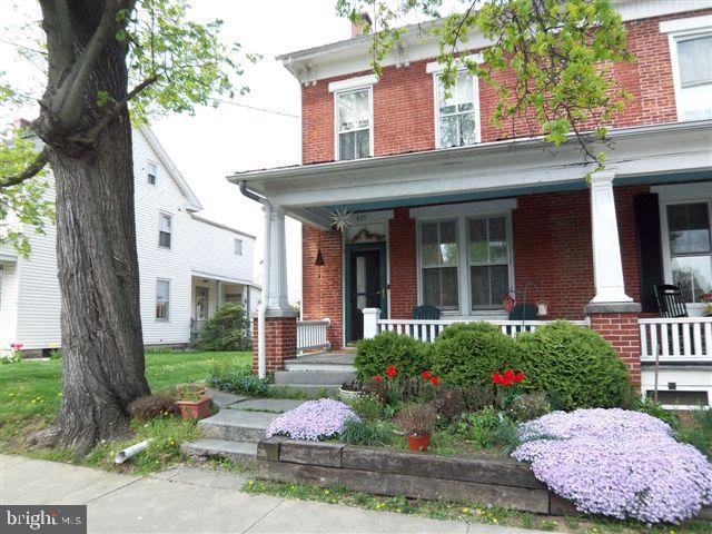 415 East Main Street Lititz, PA 17543 - Photo 1 of 15