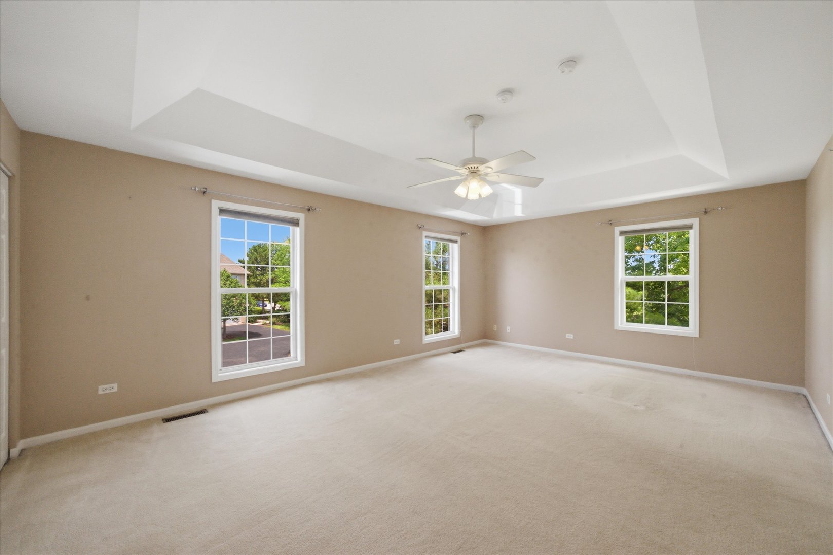 5451 McDonough Road Hoffman Estates, IL 60192 - Photo 21 of 48