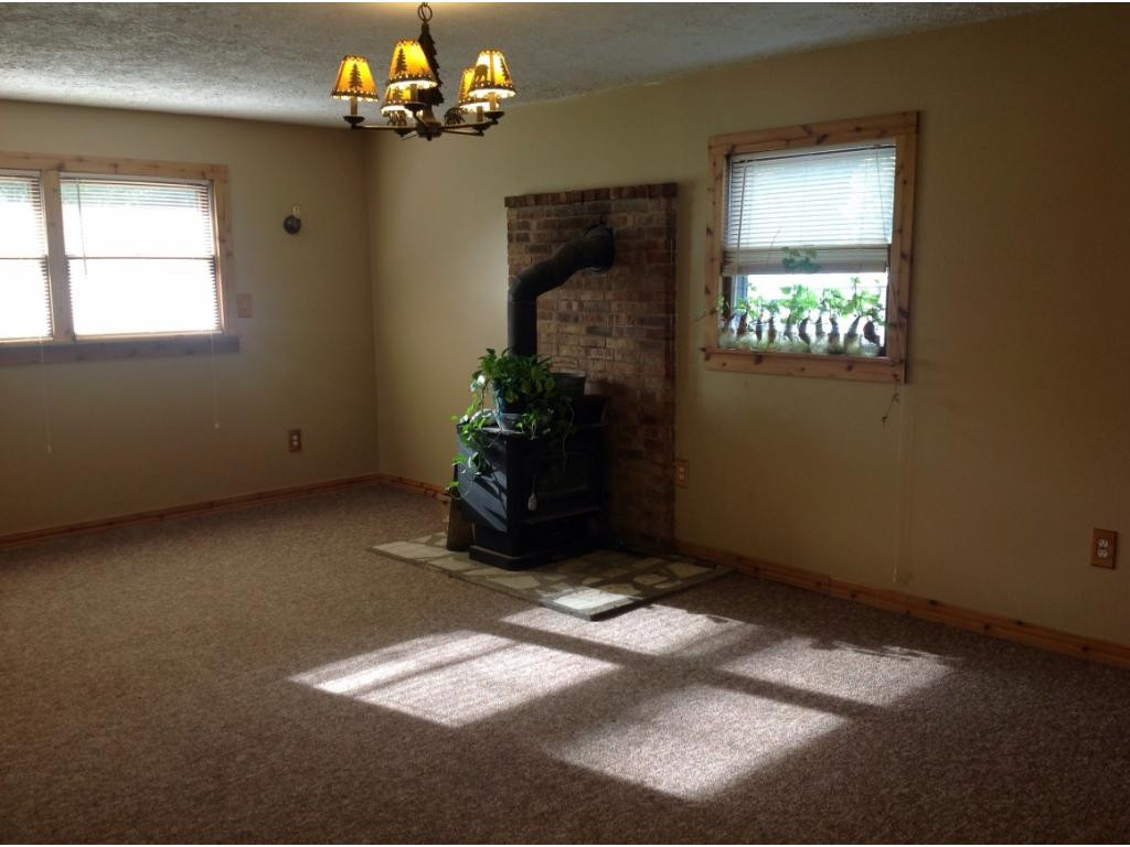 345 H Heaton Road Elizabethton, TN 37643 - Photo 16 of 17 Den or Play Room