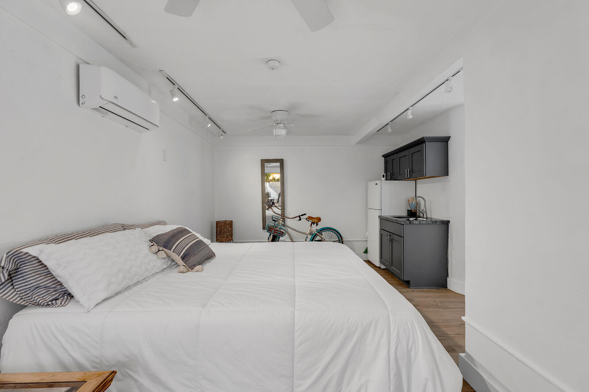 1519 Johnson Street Key West, FL 33040 - Photo 32 of 67 virtual-tour-353339-mls-high-res-image-2