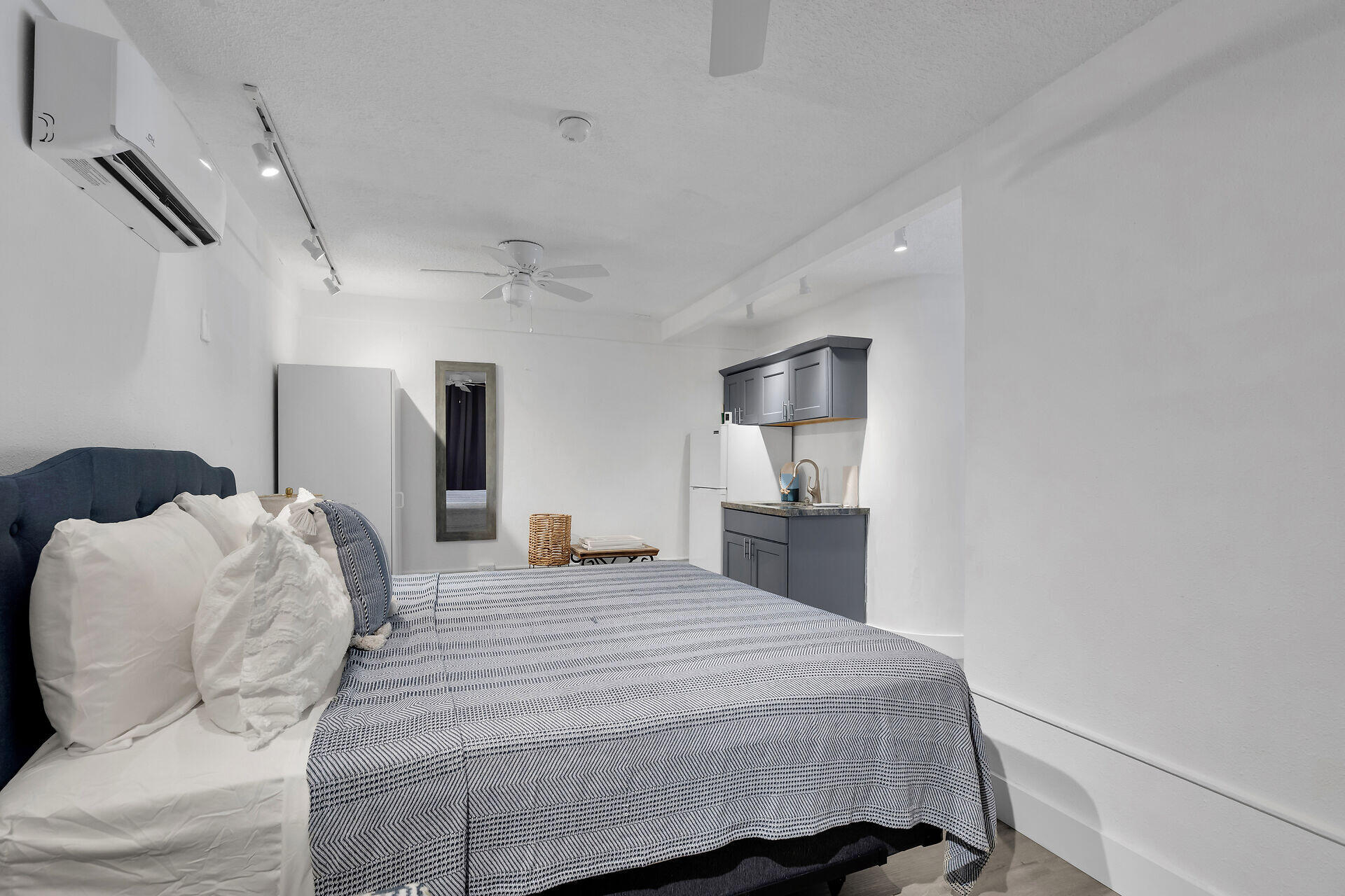 1519 Johnson Street Key West, FL 33040 - Photo 65 of 67 virtual-tour-353339-mls-high-res-image-8