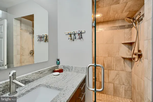 $2,950 | 10 East Lee Street, Unit 706, Baltimore, MD 21202