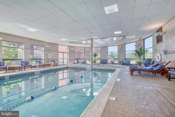 $2,950 | 10 East Lee Street, Unit 706, Baltimore, MD 21202
